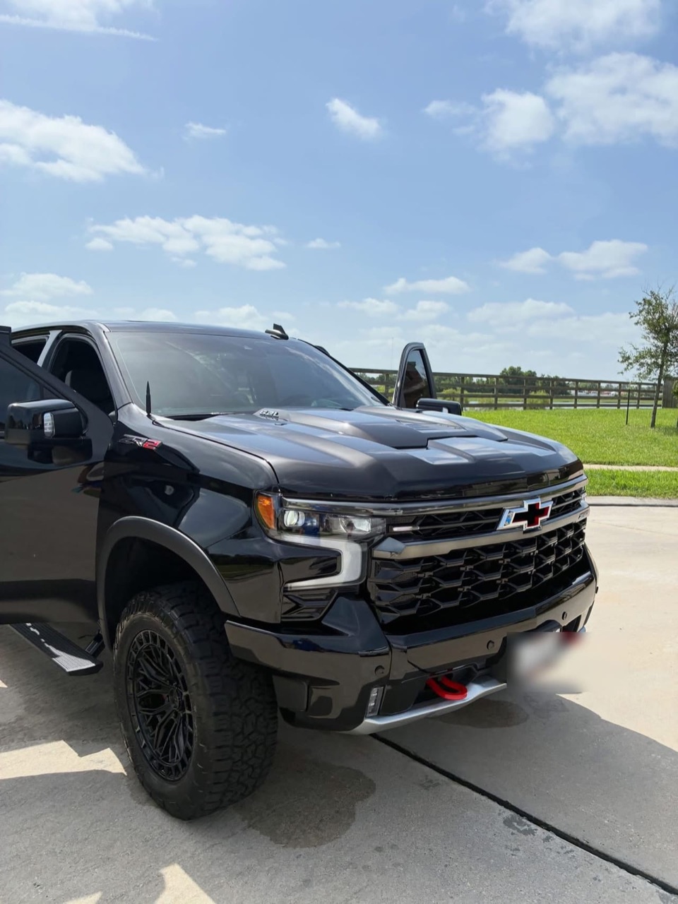 Chevrolet Silverado ZR2 exterior detail
